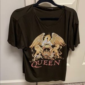 Daydreamer Queen graphics tee small